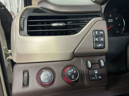 Used 2015 GMC Yukon Denali w/ Open Road Package image 12