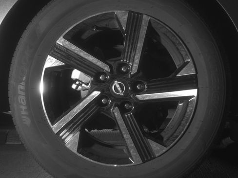 Used 2025 Nissan Sentra SV FWD image 15