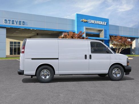 New 2026 Chevrolet Express 2500 RWD image 5