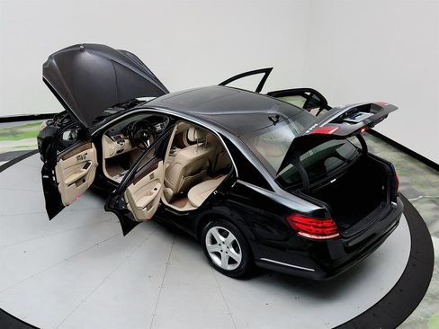Used 2014 Mercedes-Benz E 350 Sedan image 42