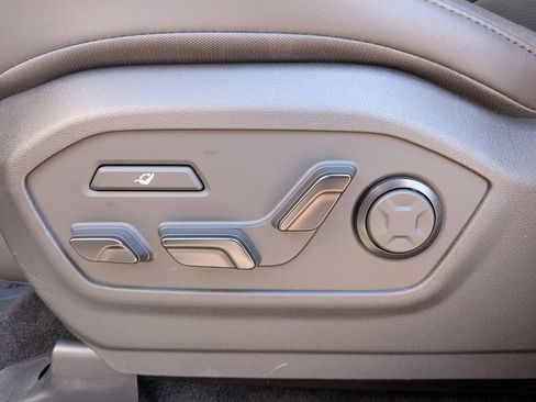 Certified 2026 Hyundai Santa Fe Calligraphy AWD/4WD image 16
