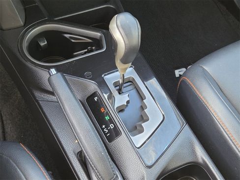 Used 2016 Toyota RAV4 SE w/ Advanced Technology Package image 17