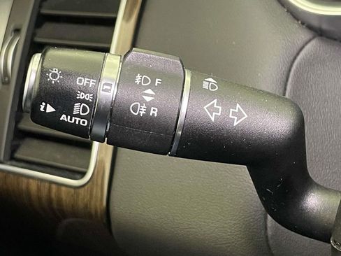 Used 2019 Land Rover Range Rover Sport HSE image 42