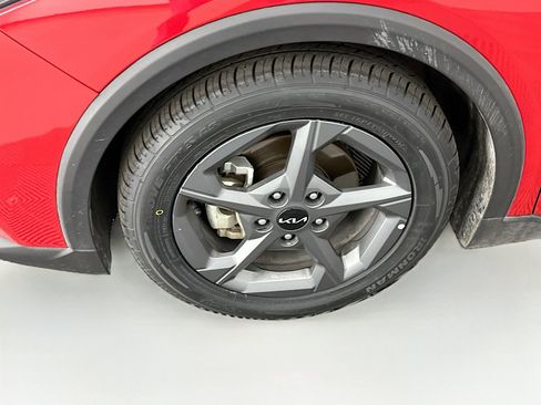 Used 2025 Kia K4 LXS image 11