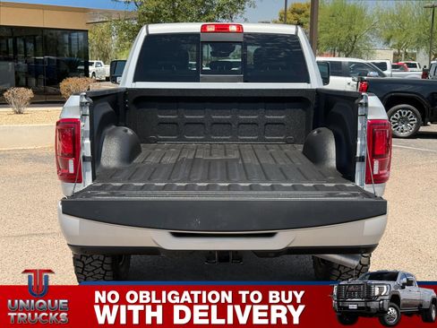 Used 2026 RAM 2500 Laramie AWD/4WD image 7
