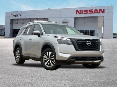 New 2025 Nissan Pathfinder SL image 1