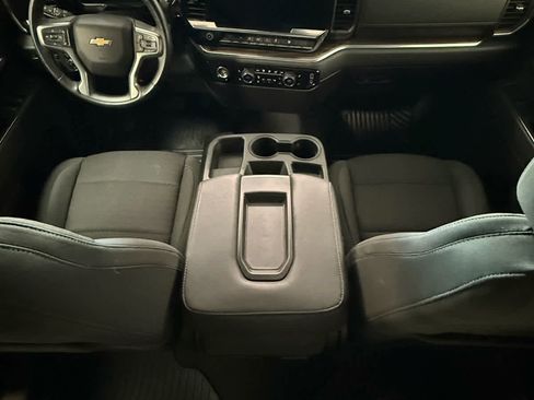 Used 2023 Chevrolet Silverado 1500 LT image 18