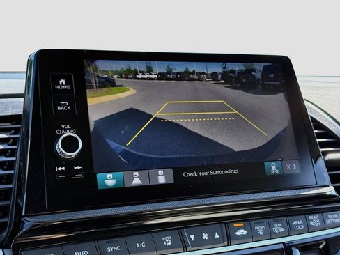 Used 2025 Honda Odyssey EX-L image 18