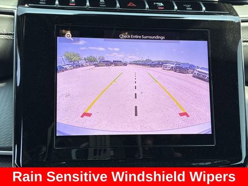 New 2025 Jeep Grand Cherokee Altitude RWD image 17