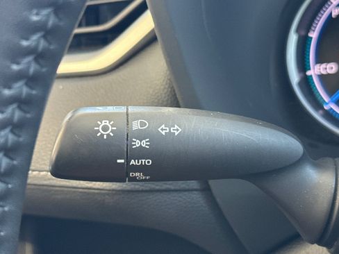 Used 2023 Toyota RAV4 XLE w/ Convenience Package AWD/4WD image 32