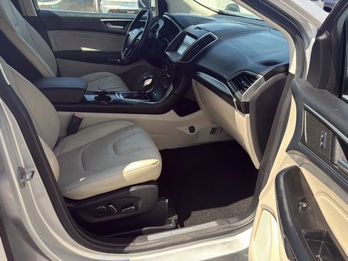 Used 2015 Ford Edge Titanium w/ Technology Package FWD image 14