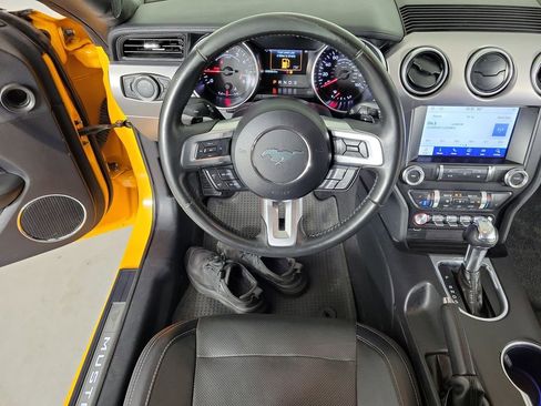 Used 2019 Ford Mustang GT Premium RWD image 10