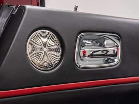 Used 2019 Rolls-Royce Dawn -Black Badge, Two-Tone Paint, image 50