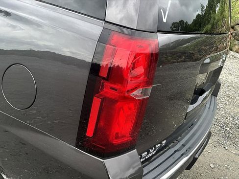 Used 2018 Chevrolet Tahoe Premier image 30
