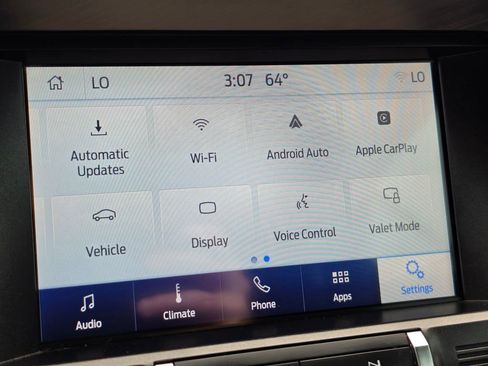 Used 2019 Ford Mustang Premium RWD image 32