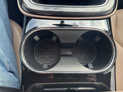 Certified 2023 Lincoln Nautilus AWD image 35