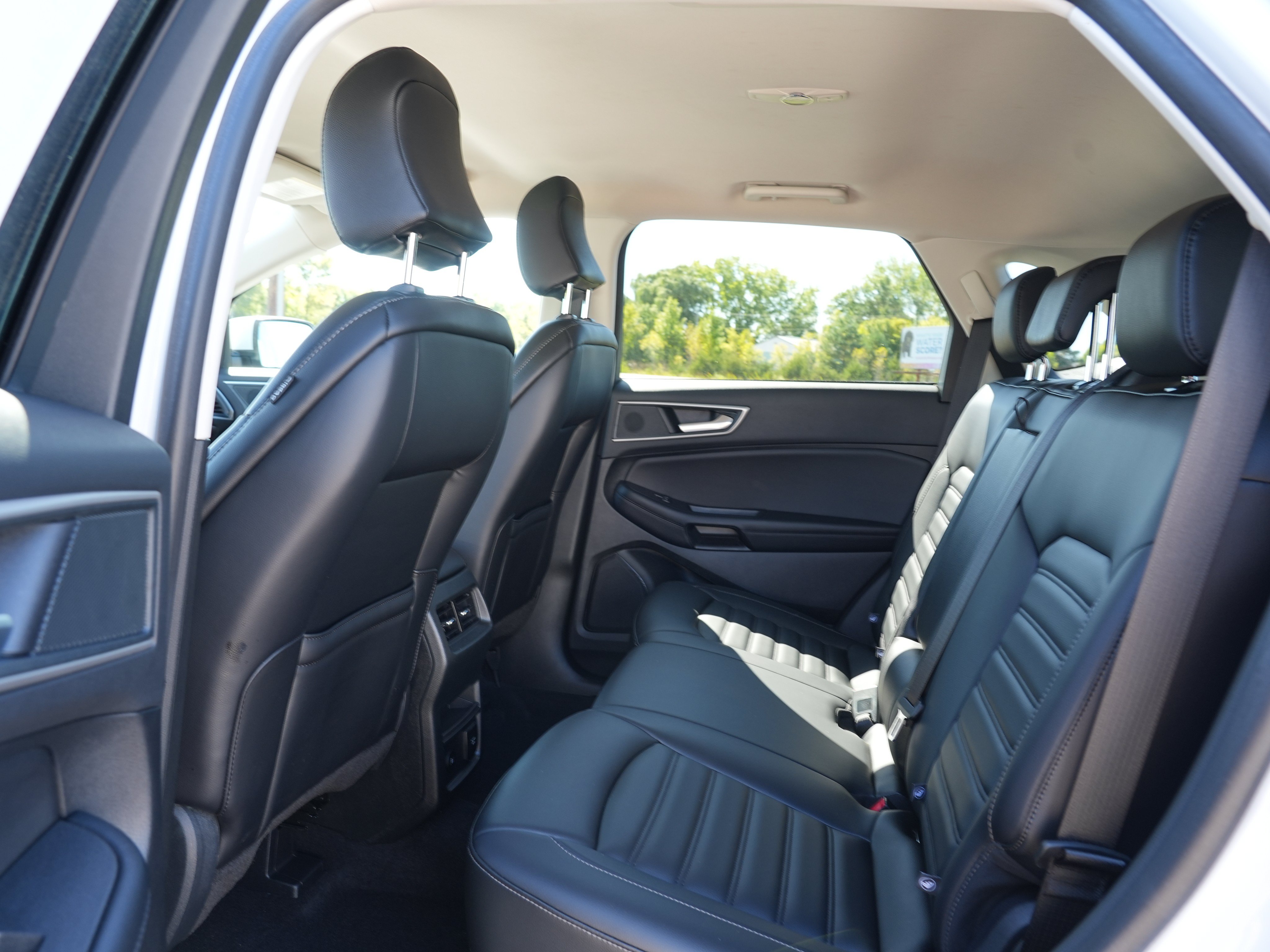 Used 2024 Ford Edge SEL w/ Convenience Package AWD/4WD image 19