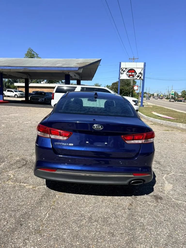 Used 2018 Kia Optima LX FWD image 7