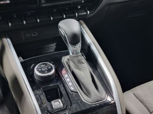 New 2026 Chevrolet Colorado ZR2 AWD/4WD image 21