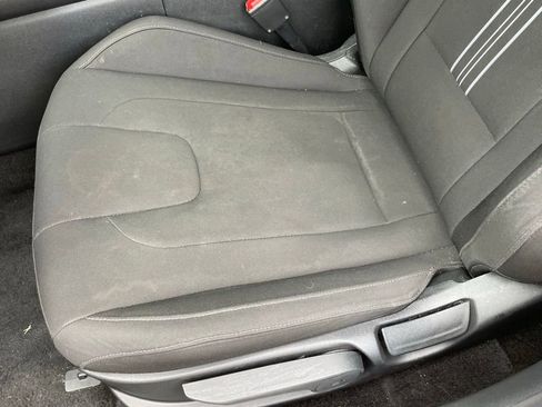 Used 2025 Hyundai Elantra SEL FWD image 24