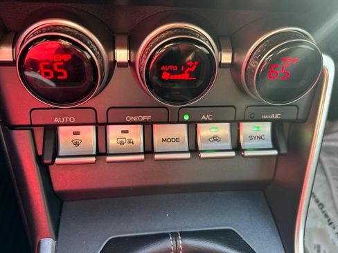Used 2025 Toyota GR86 Premium w/ ALL Weather Mat Package (TMS) RWD image 14