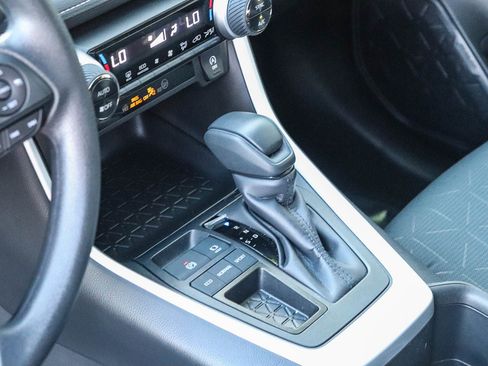 Certified 2025 Toyota RAV4 XLE image 21