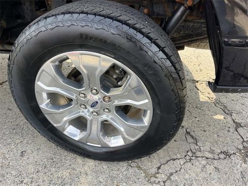 Used 2022 Ford F150 Platinum w/ Equipment Group 701A High image 11