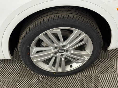 Used 2019 Audi Q5 Premium Plus image 13