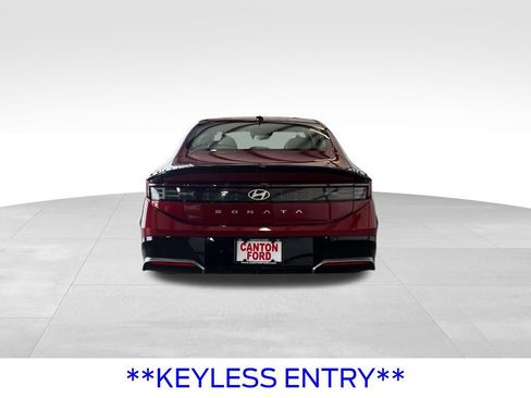 Used 2025 Hyundai Sonata SEL FWD image 6