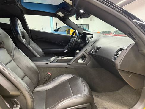 Used 2014 Chevrolet Corvette Stingray Coupe RWD image 36