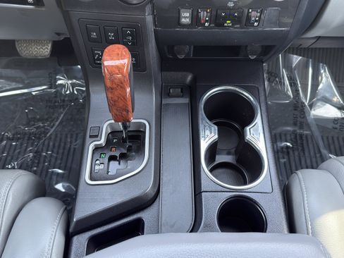 Used 2019 Toyota Sequoia Platinum w/ Four Season Floor Mat Package image 35