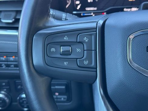 Used 2023 GMC Yukon XL Denali Ultimate image 32