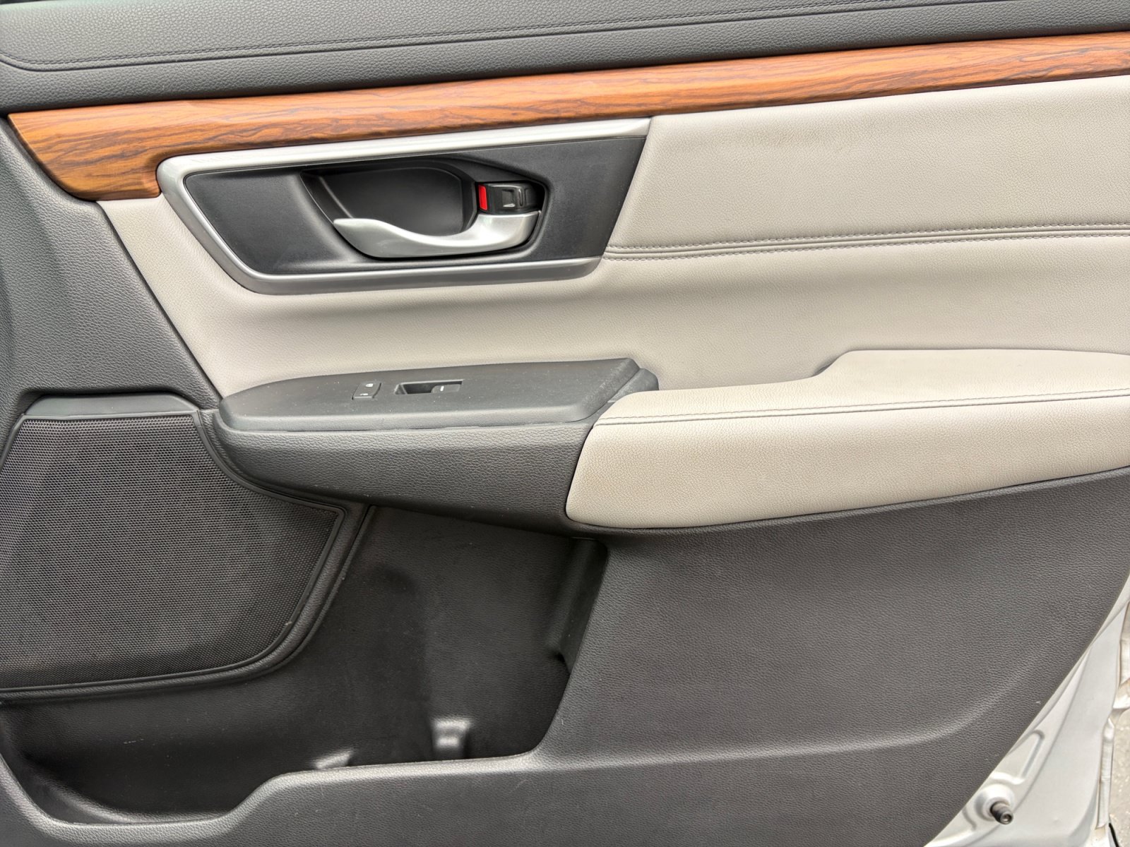Used 2018 Honda CR-V EX-L image 28