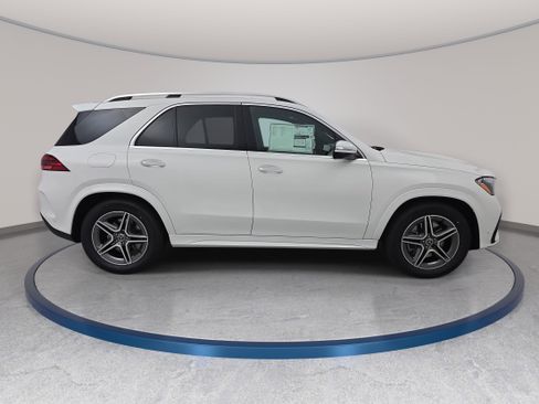 New 2026 Mercedes-Benz GLE 450 4MATIC image 4