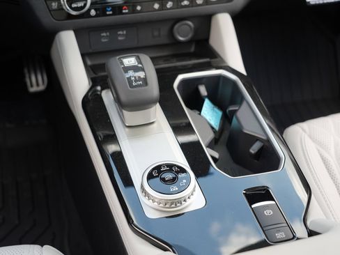 New 2026 Mitsubishi Outlander SEL AWD/4WD image 25
