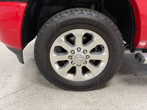 Used 2022 RAM 2500 Laramie AWD/4WD image 9