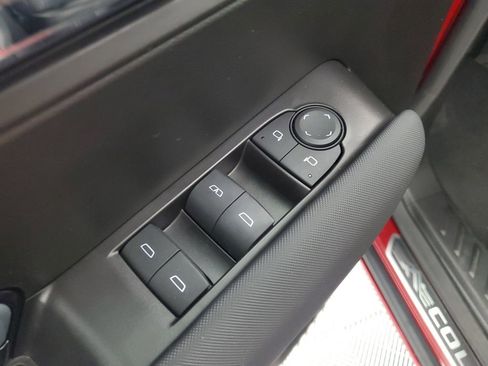 Used 2024 Chevrolet Colorado Z71 w/ LPO, Dark Essentials Package image 29