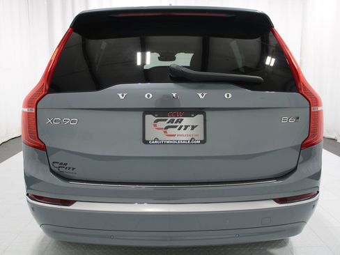 Used 2023 Volvo XC90 B6 Plus w/ Protection Package Premier AWD/4WD image 7