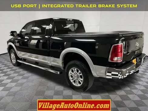 Used 2018 RAM 3500 Laramie AWD/4WD image 2