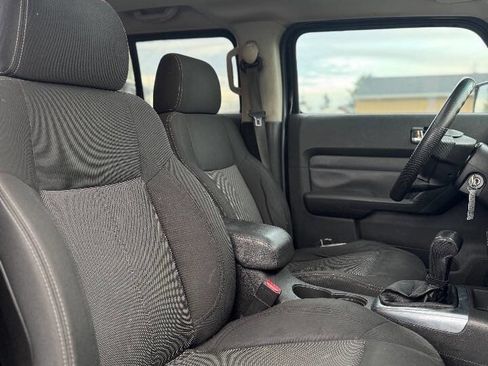 Used 2007 HUMMER H3 w/ Chrome Appearance Package image 7