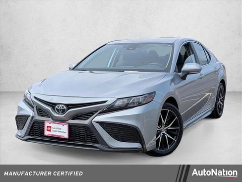 Certified 2024 Toyota Camry SE FWD image 1