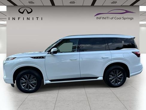Certified 2026 INFINITI QX80 Pure w/ Cargo Package AWD/4WD image 4