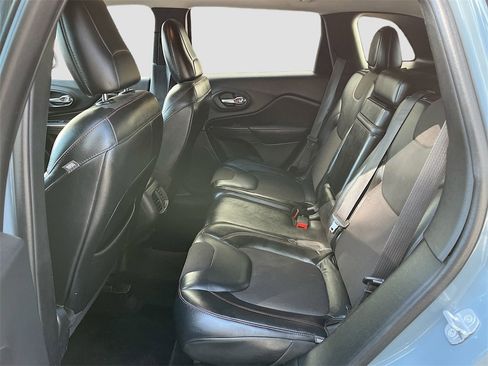 Used 2014 Jeep Cherokee Trailhawk w/ Comfort/Convenience Group image 23