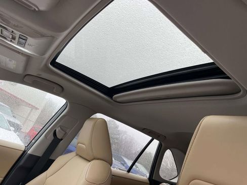 Used 2025 Toyota RAV4 XLE Premium image 31