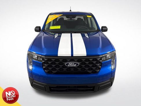Used 2025 Ford Maverick XL w/ Equipment Group 102A AWD/4WD image 9