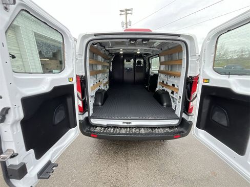Used 2024 Ford Transit 250 Low Roof w/ Exterior Upgrade Package image 21