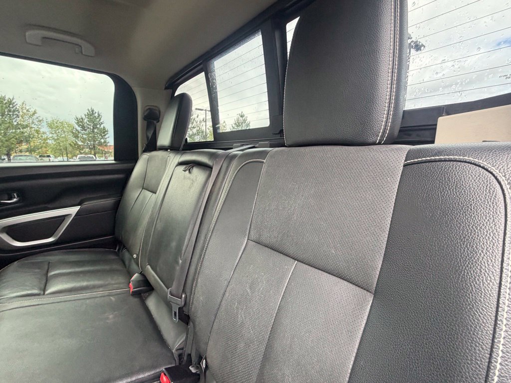 Used 2017 Nissan Titan PRO-4X w/ Pro-4x Convenience Package AWD/4WD image 18