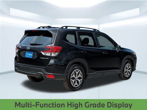 Used 2024 Subaru Forester Premium image 6