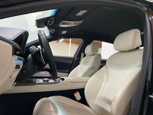 Used 2024 Genesis G80 image 24