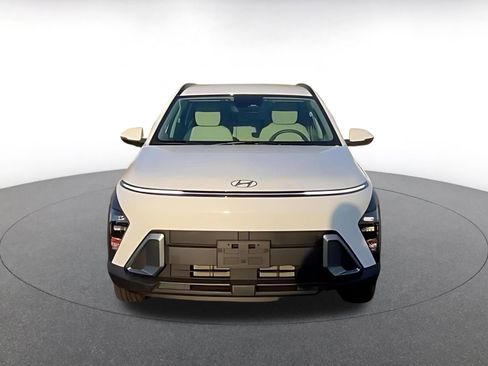 Used 2025 Hyundai Kona SEL image 4